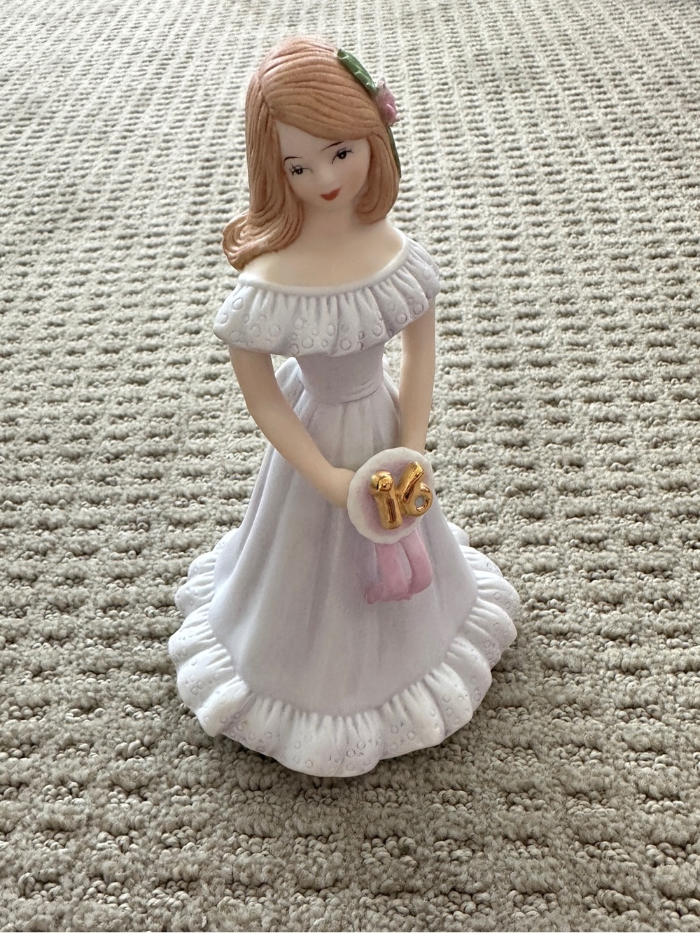 Vintage Age 16 Brunette Growing Up Girl Collectible Porcelain Figurine (E9540)